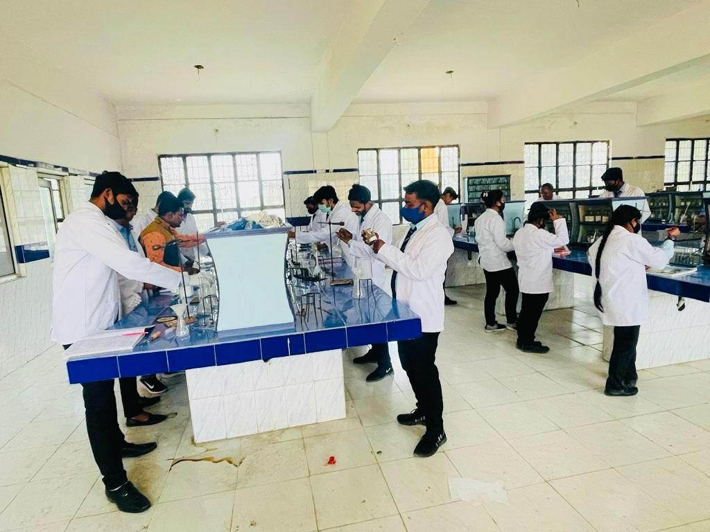 f5e96d4a-9586-4aee-b1c8-4e4cd943d3ea